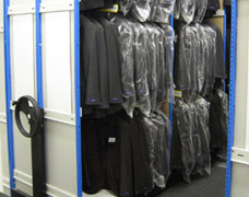 Mobile garment storage units