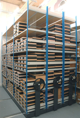 Mobile Stockroom Shelving